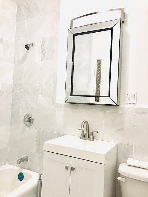 2nd image of 551 3rd Ave APT 14