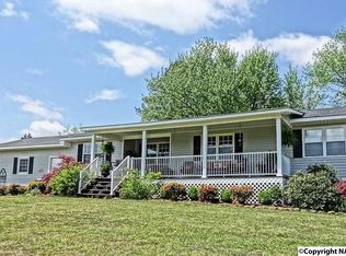 3418 Hurricane Rd, New Market, AL 35761