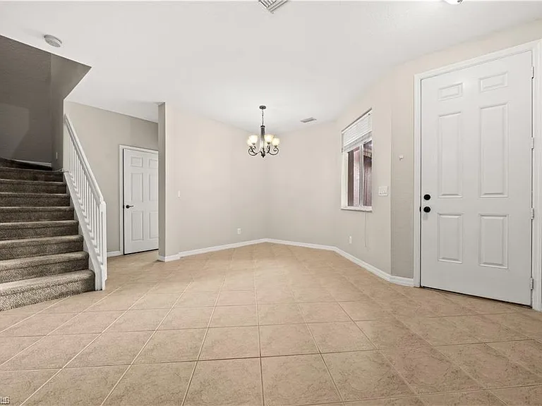 17579 Cherry Ridge Ln — Photo 6