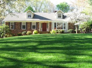 207 Stanaford Rd, Winston Salem, NC 27104