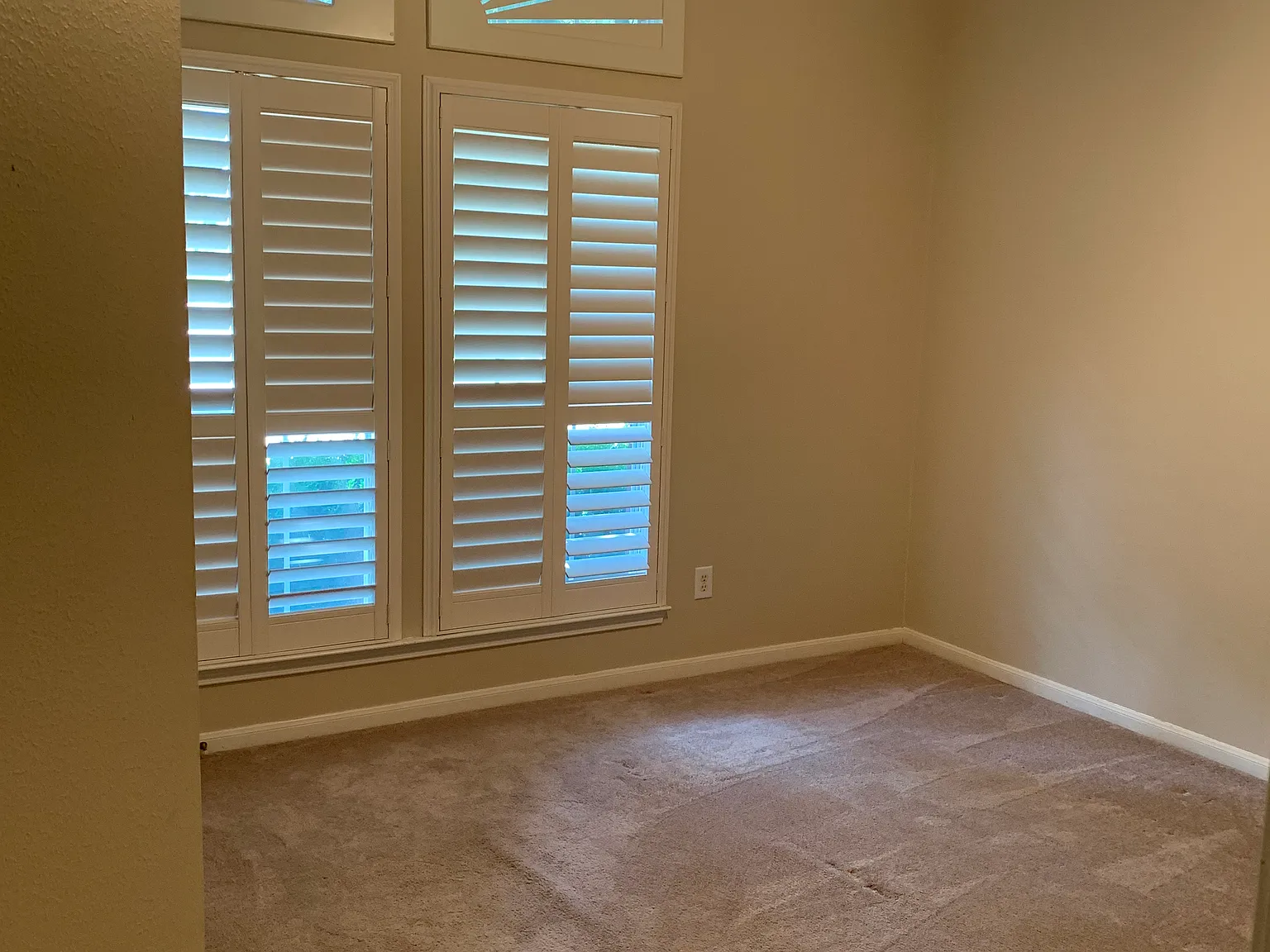 3 bed, 2247 sqft, $2,500 — Photo 4