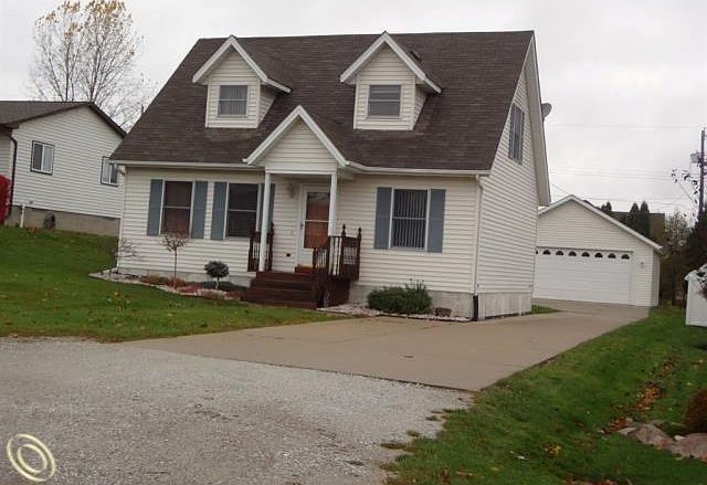 1st image of 4096 Violet Ave
