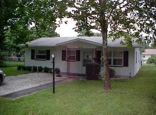 5814 16th St, Zephyrhills, FL 33542