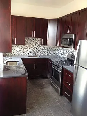 Rented by Mdays Realty | media 8