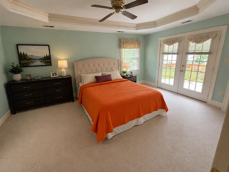 1209 Smith Cove Cir — Photo 16