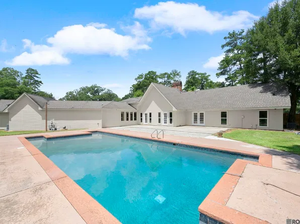 26000 Plantation Ave, Denham Springs, LA 70726