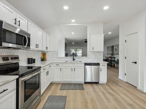 824 Austin Ln, McKinney, TX 75071