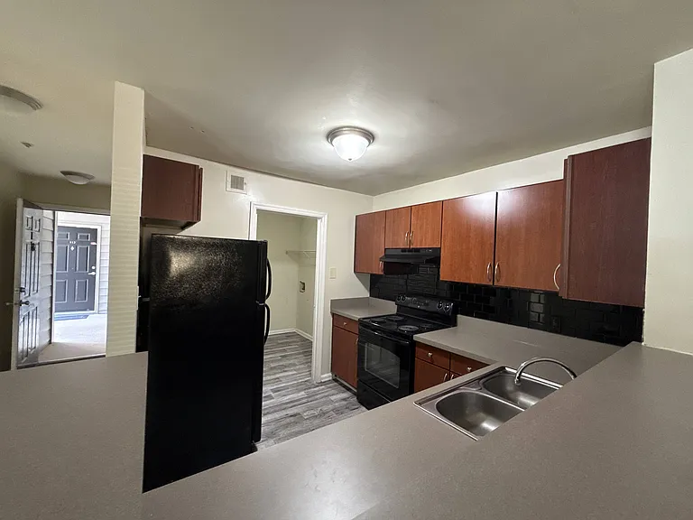 Wesley Place Apartments at Lawrenceville — Photo 238