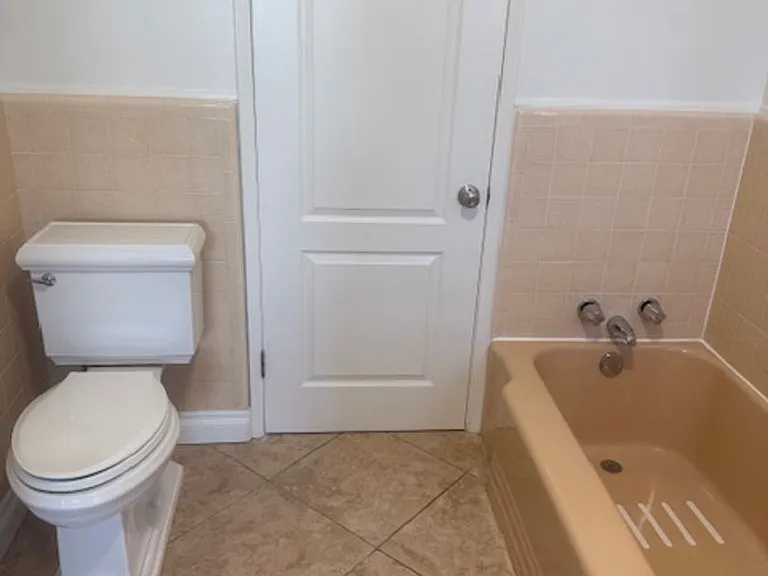 4525 E Village Rd — Photo 7