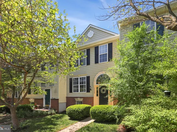17339 Legacy Ter, Round Hill, VA 20141