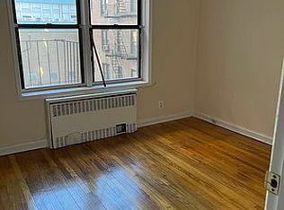 647 W 207th St APT 3D, New York, NY 10034