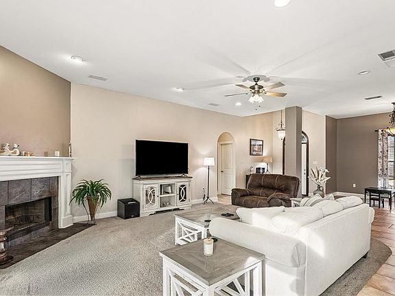 5th image of 207 Spartan Loop