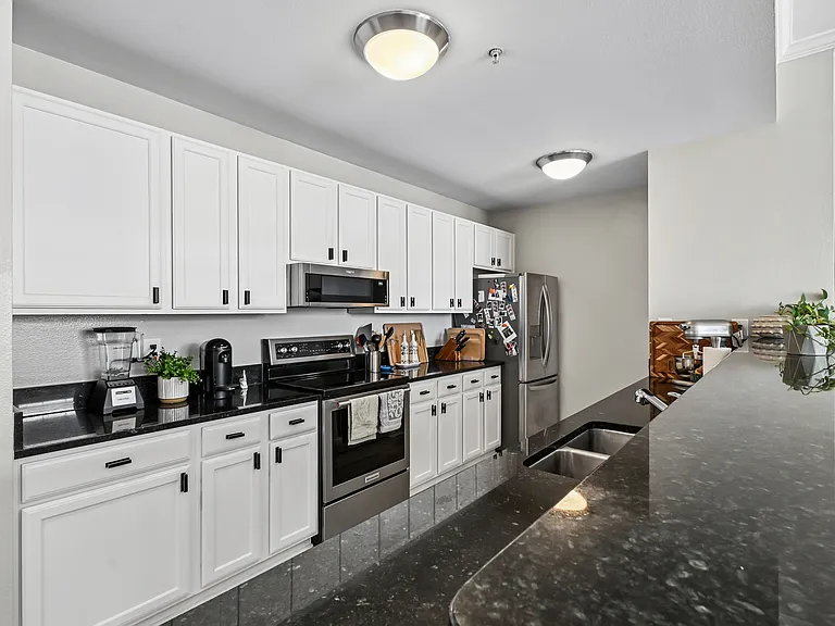 2305 Worthington St #315 — Photo 7