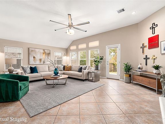 2nd image of 321 Holly Branch Ln