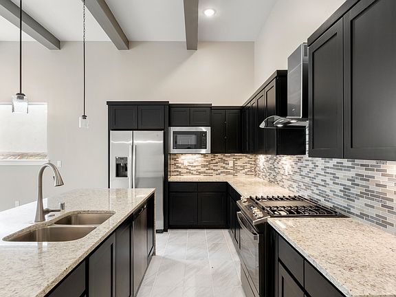 4th image of 276 Penbridge Pl