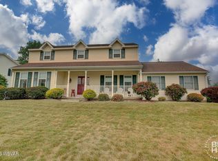 600 Fox Hollow Cir, Muncy, PA 17756