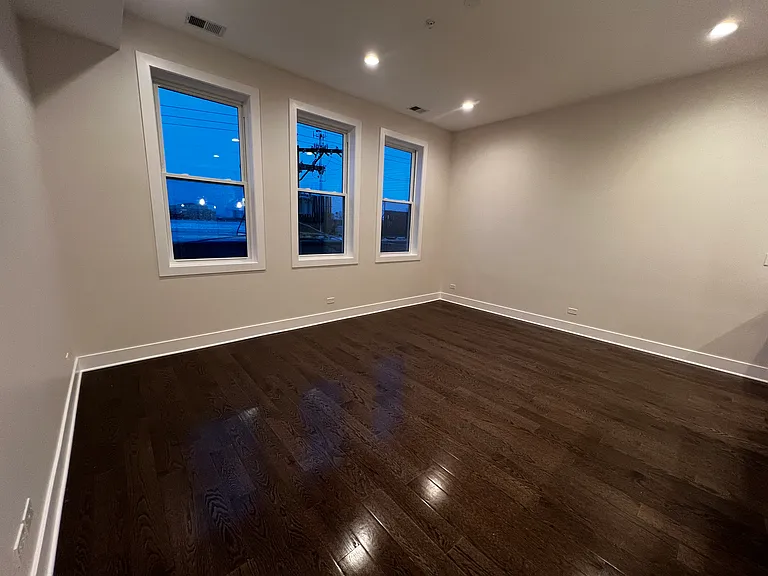 4819 Main St #203 — Photo 12