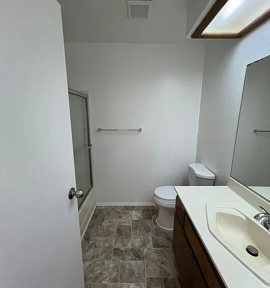 1114 W 155th St #B — Photo 13