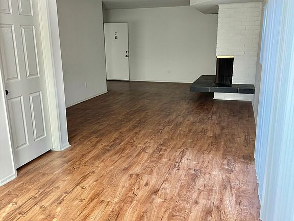 5th image of 1344 N Columbus Ave APT 7