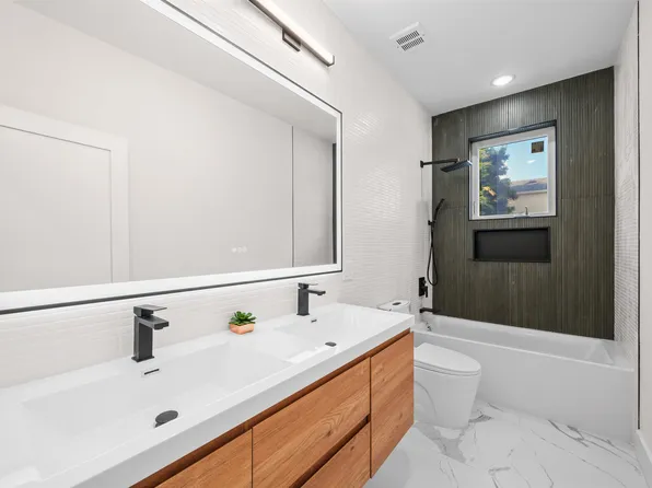 249 5 Halladay Street image 18 of 48