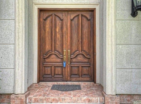 5th image of 9730 Crestwater Cir