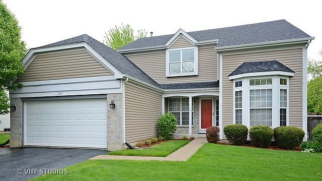 1st image of 927 Lancaster Ln