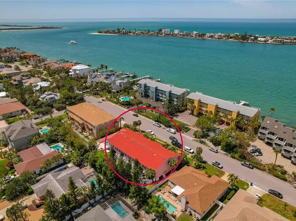 357 8th Ave N APT 3, Tierra Verde, FL 33715