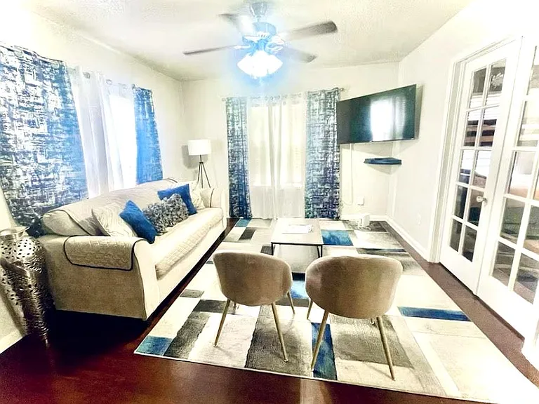 342 Donaldson Ave — Photo 4