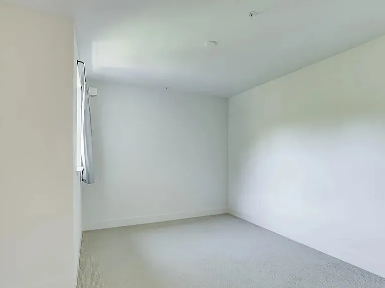 1000 Dewing Ave — Photo 6