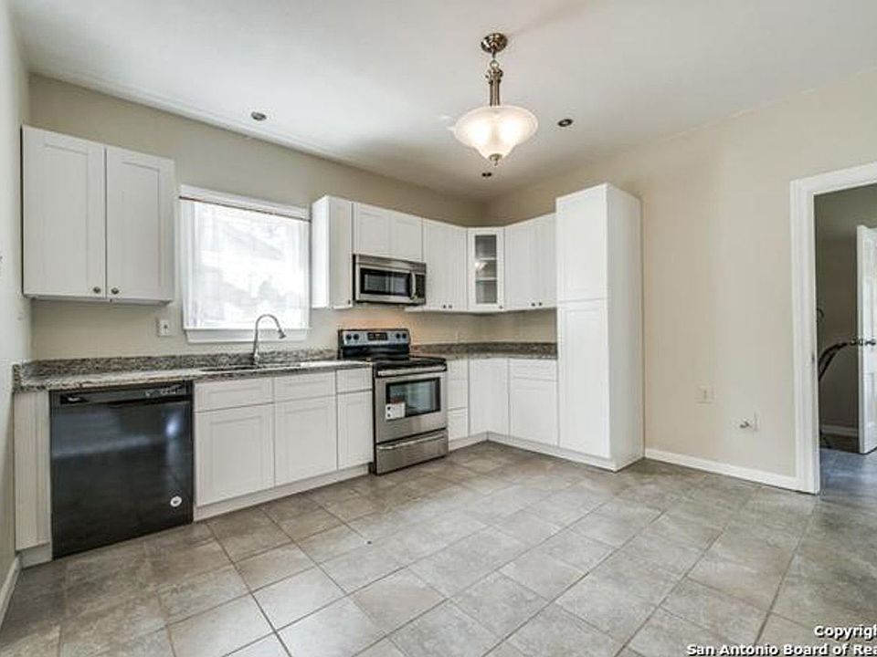 1st image of 1519 W Elsmere Pl