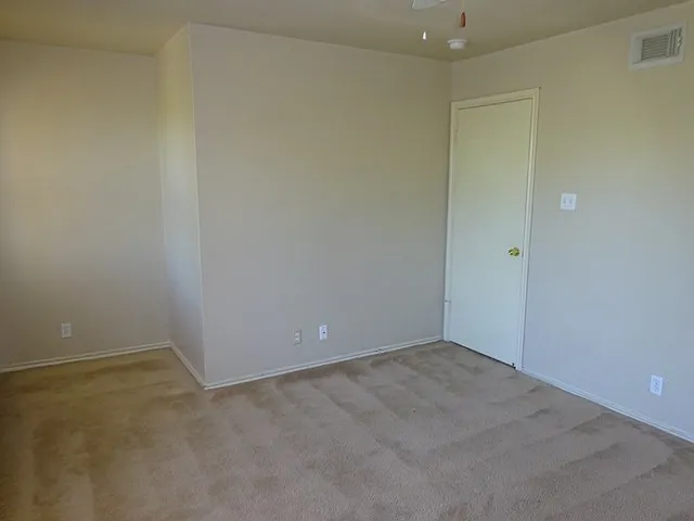 3638 Candlehead Ln — Photo 31