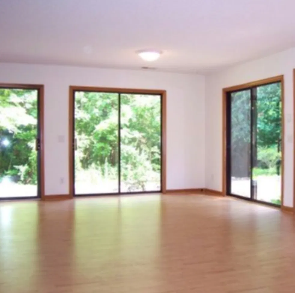 2 bed, 1.5 bath, 1330 sqft, $1,850 — Photo 2