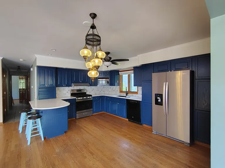 2218 Prairie Rd — Photo 4