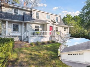 5709 Eden Prairie Rd, Minnetonka, MN 55345