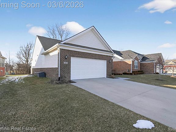 3rd image of 4578 Cranston Rd