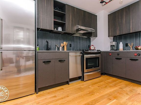 5th image of 123 Melrose St #9L