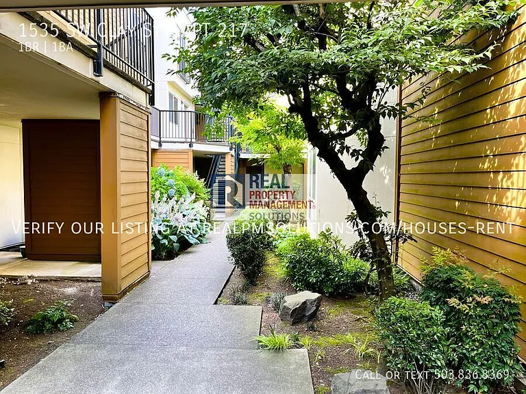 1535 SW Clay St #217 — Photo 44
