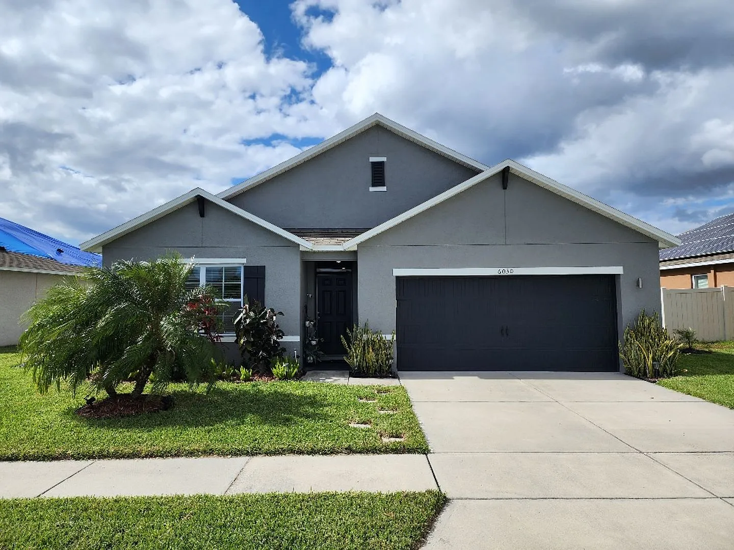 Beautiful 4-Bedroom, 2-Bath house in Lakeside Landing Community. — Photo 1