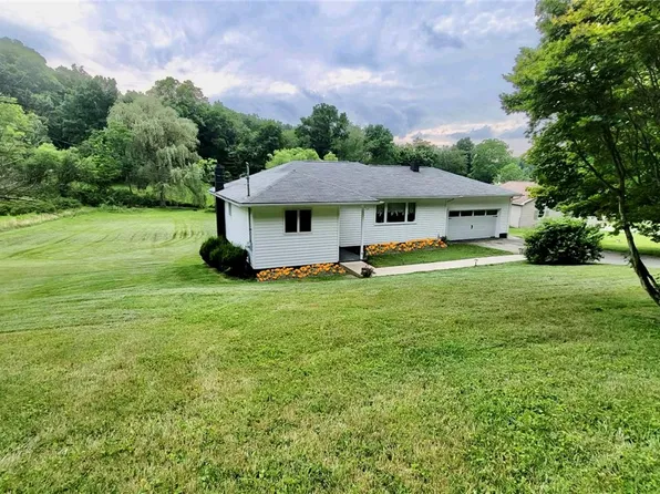 1604 Piper Rd, Ligonier, PA 15658