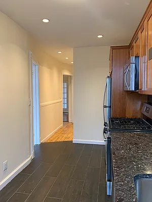 Rented by Compass | media 16