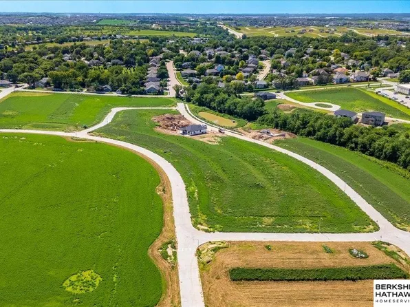 20 Villages Of Monrovia, Papillion, NE 68046