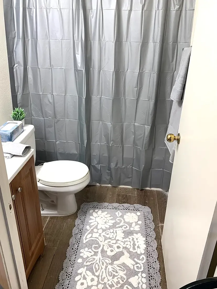 Studio, 500 sqft, $895 — Photo 3