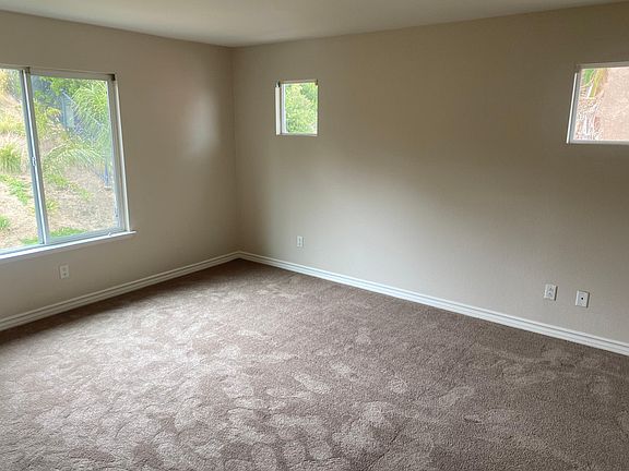 4th image of 29256 Woodfall Dr