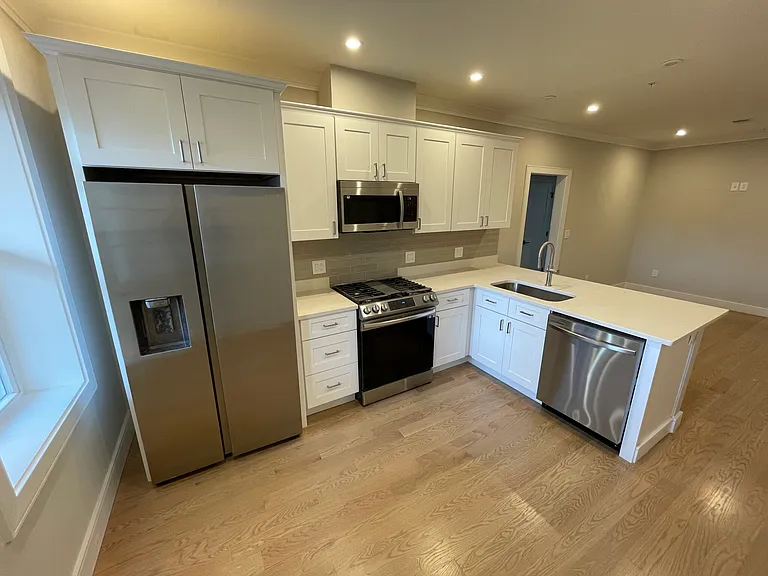 161 Allston St #3A — Photo 4