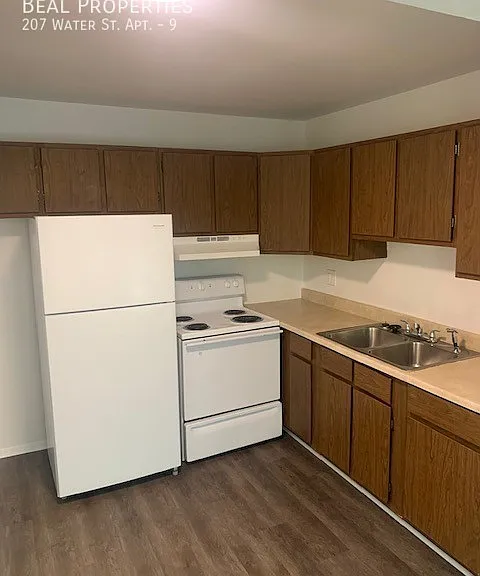 207 Water St #9 — Photo 11