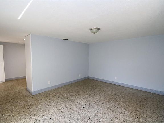 4th image of 8716 N Greenwood Ave #A
