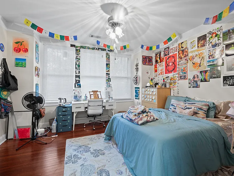 2438 Palmer Ave — Photo 10
