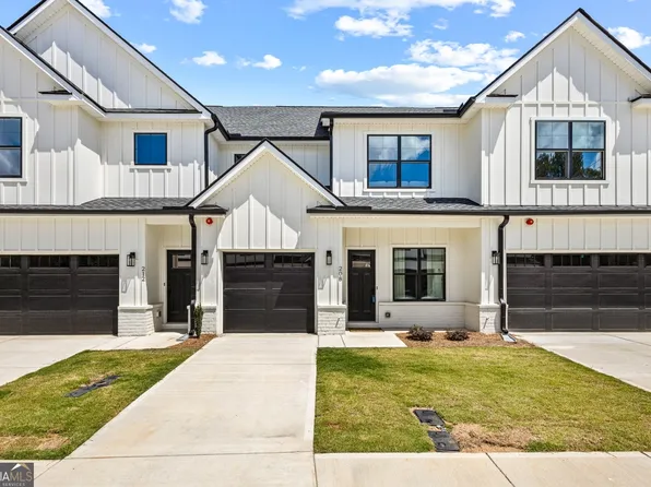 209 Starr Cir, Stockbridge, GA 30281