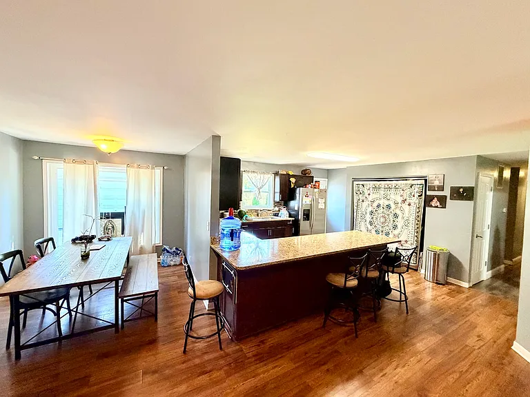 419 Singapore Ln — Photo 13