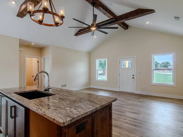 202 Redwood, Archie, MO 64725